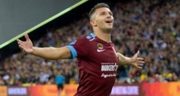 让他逐渐在 让他逐渐在